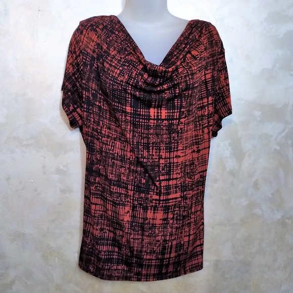 Jaclyn Smith Tops - Soft Draped Front Top Like New XXL